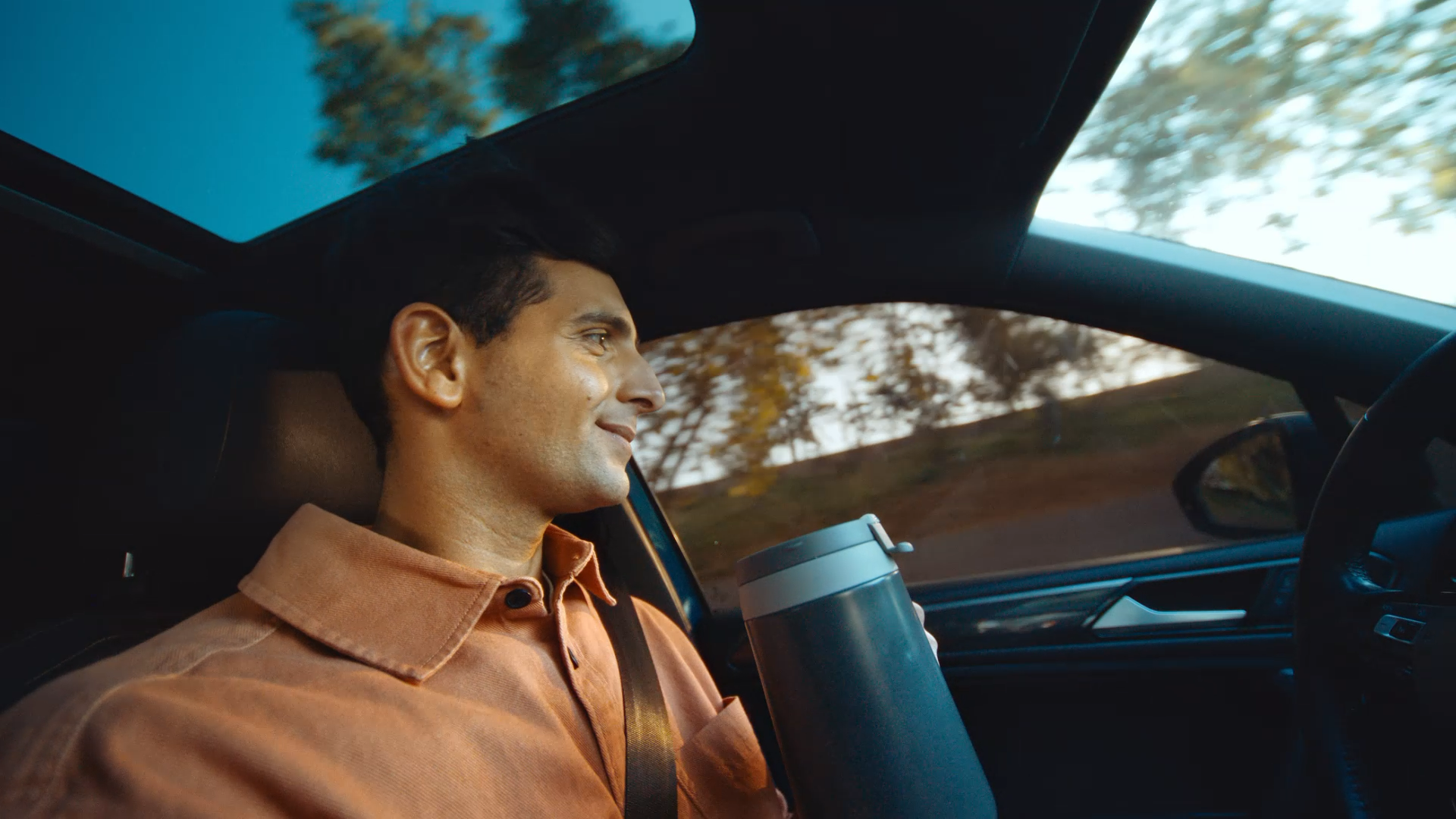 Earnin_Boxer_Still_03