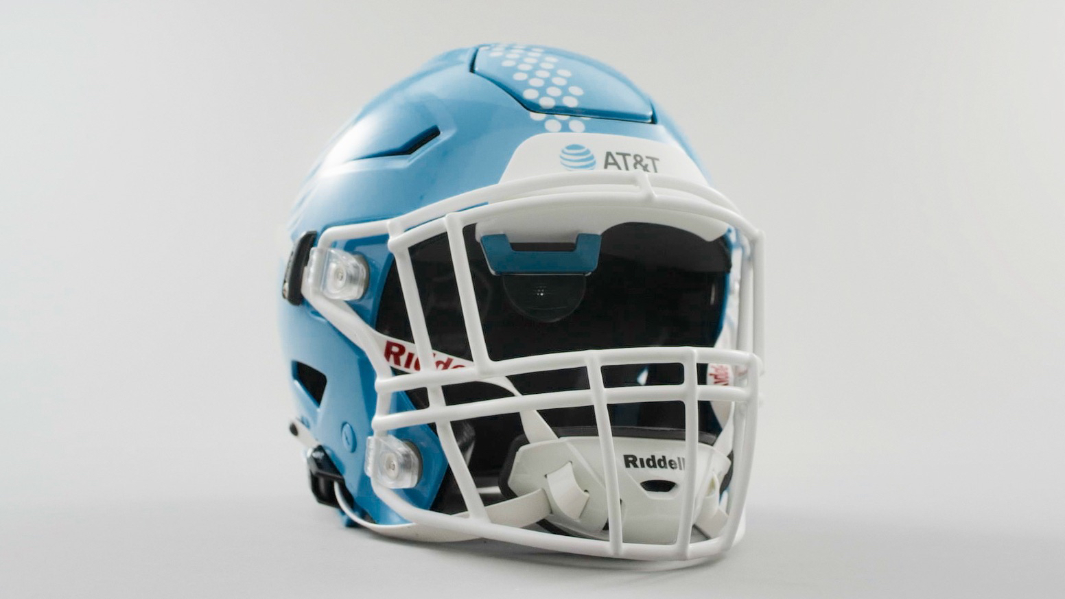 ATT 5G Helmet Graded 16 x 9