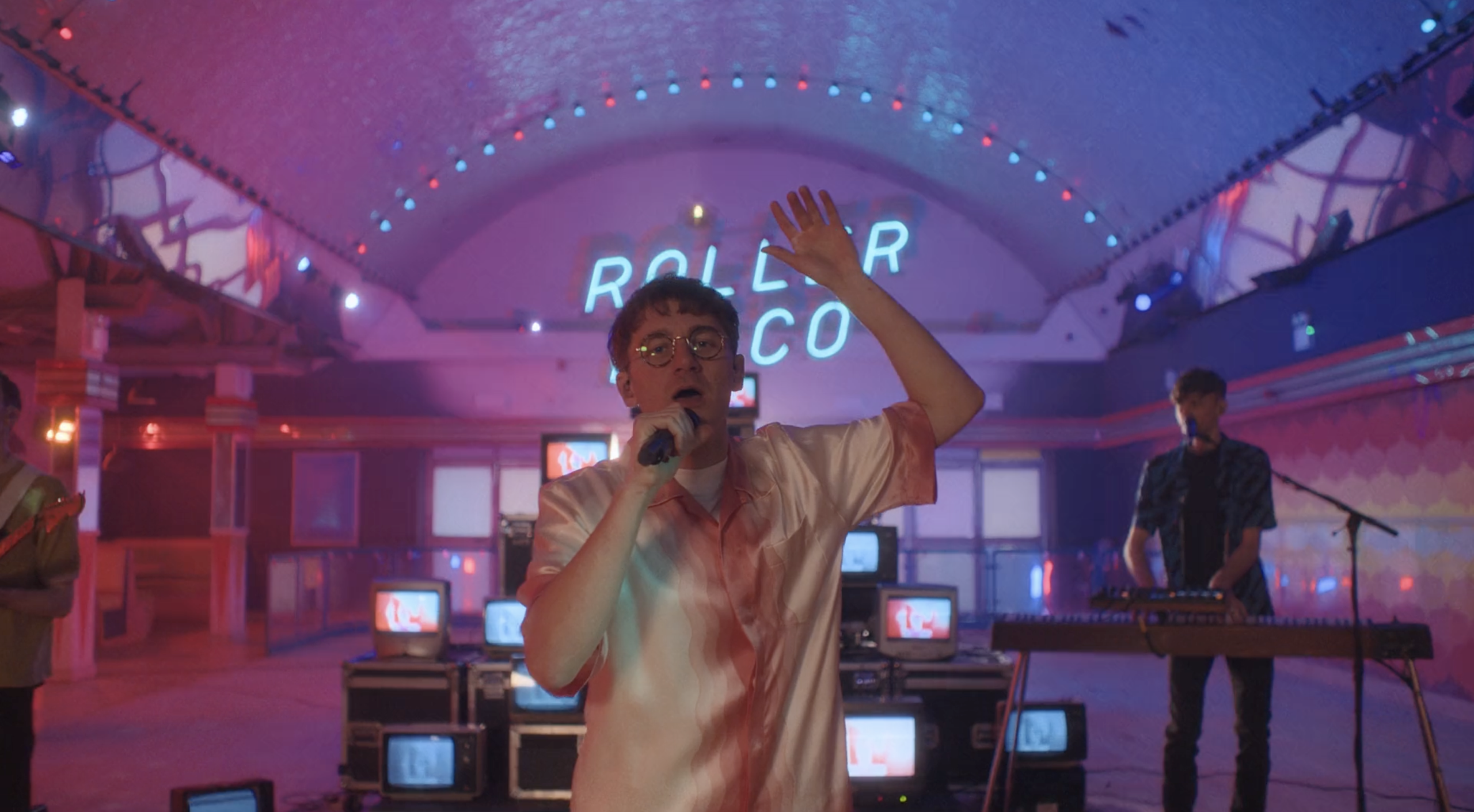 Beki Mari_Glass Animals